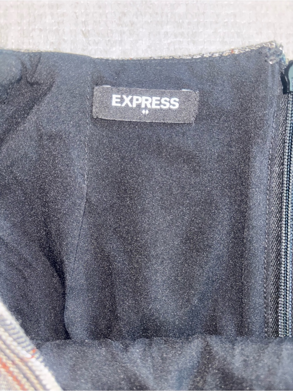 Express High Rise Plaid Mini Skirt Size 8 | Gray Windowpane Preppy Academia - Picture 3 of 5